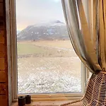 Unique Barnhouse In Amazing Gimsoy In Lofoten