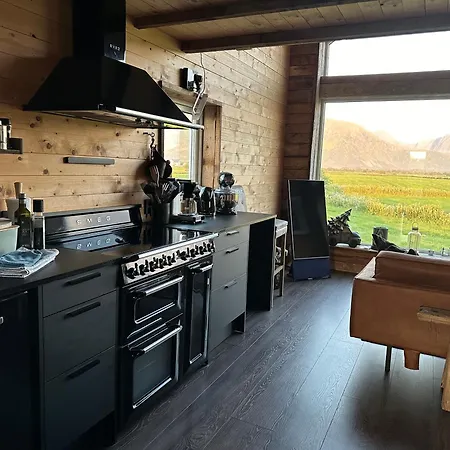 Unique Barnhouse In Amazing Gimsoy In Lofoten Vila
