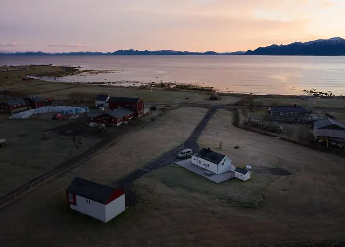 Unique Barnhouse In Amazing Gimsoy In Lofoten *