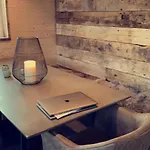 Unique Barnhouse In Amazing Gimsoy In Lofoten