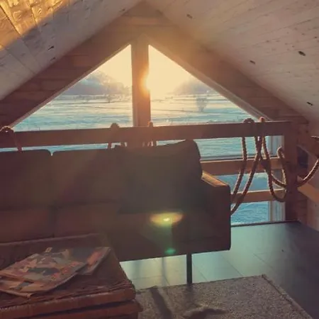 Unique Barnhouse In Amazing Gimsoy In Lofoten